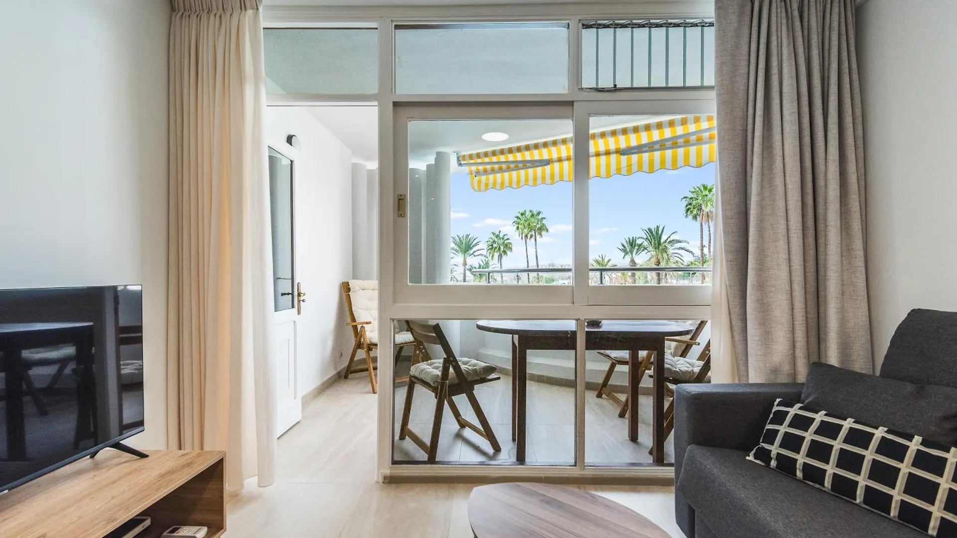 Home2Book Design Apartment Maspalomas Paraiso İspanya